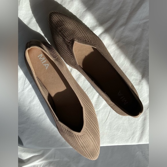 Mia Ballerina Flats size 9.5M never been worn - Picture 6 of 7